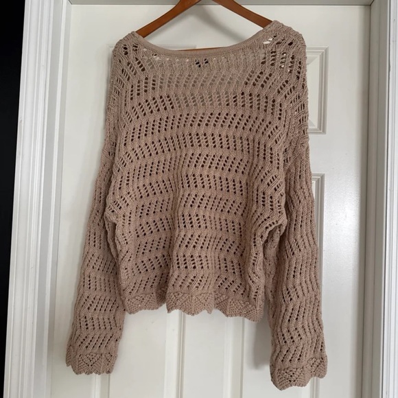 American Eagle V-Neck Crochet Knit Sweater
 size XL - Picture 12 of 12